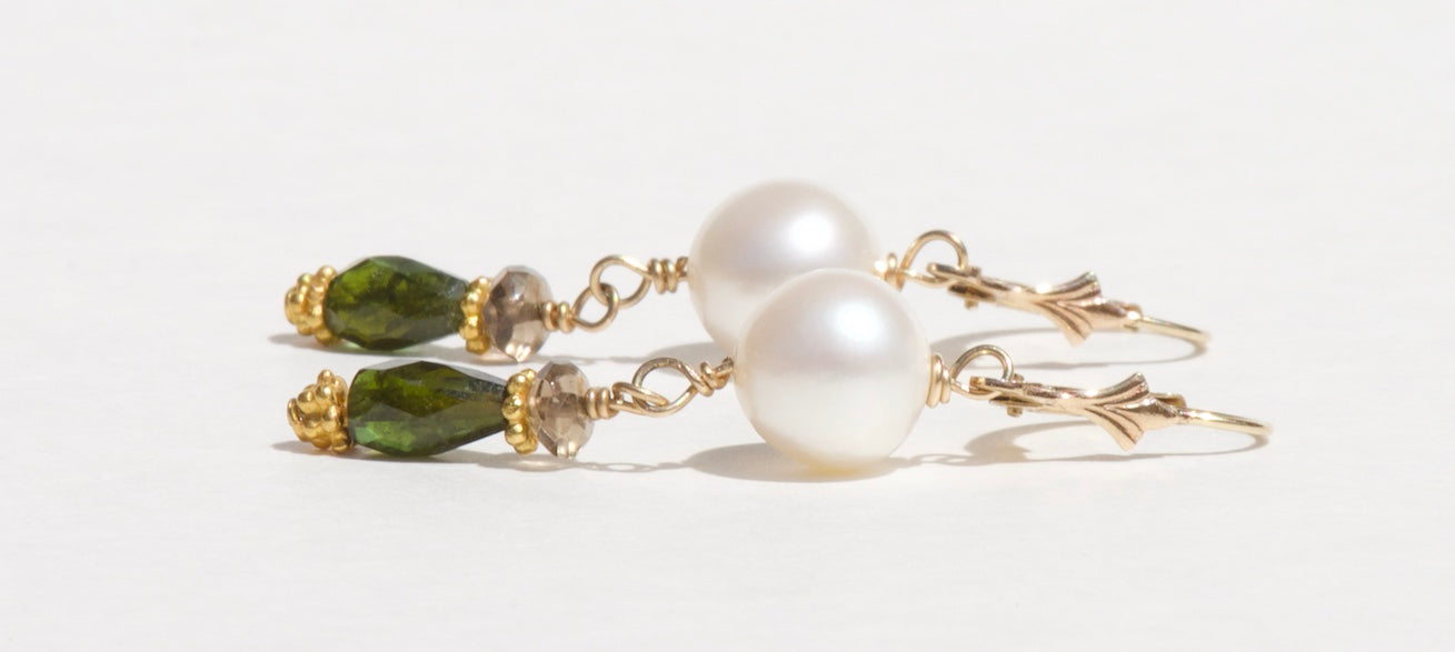 Bali Vacation Pearl Earrings - Sacred Birch