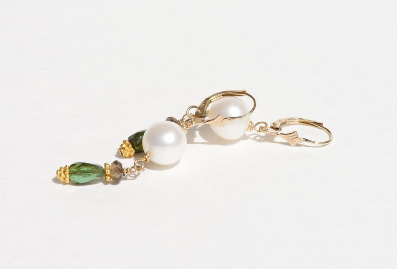 Bali Vacation Pearl Earrings - Sacred Birch