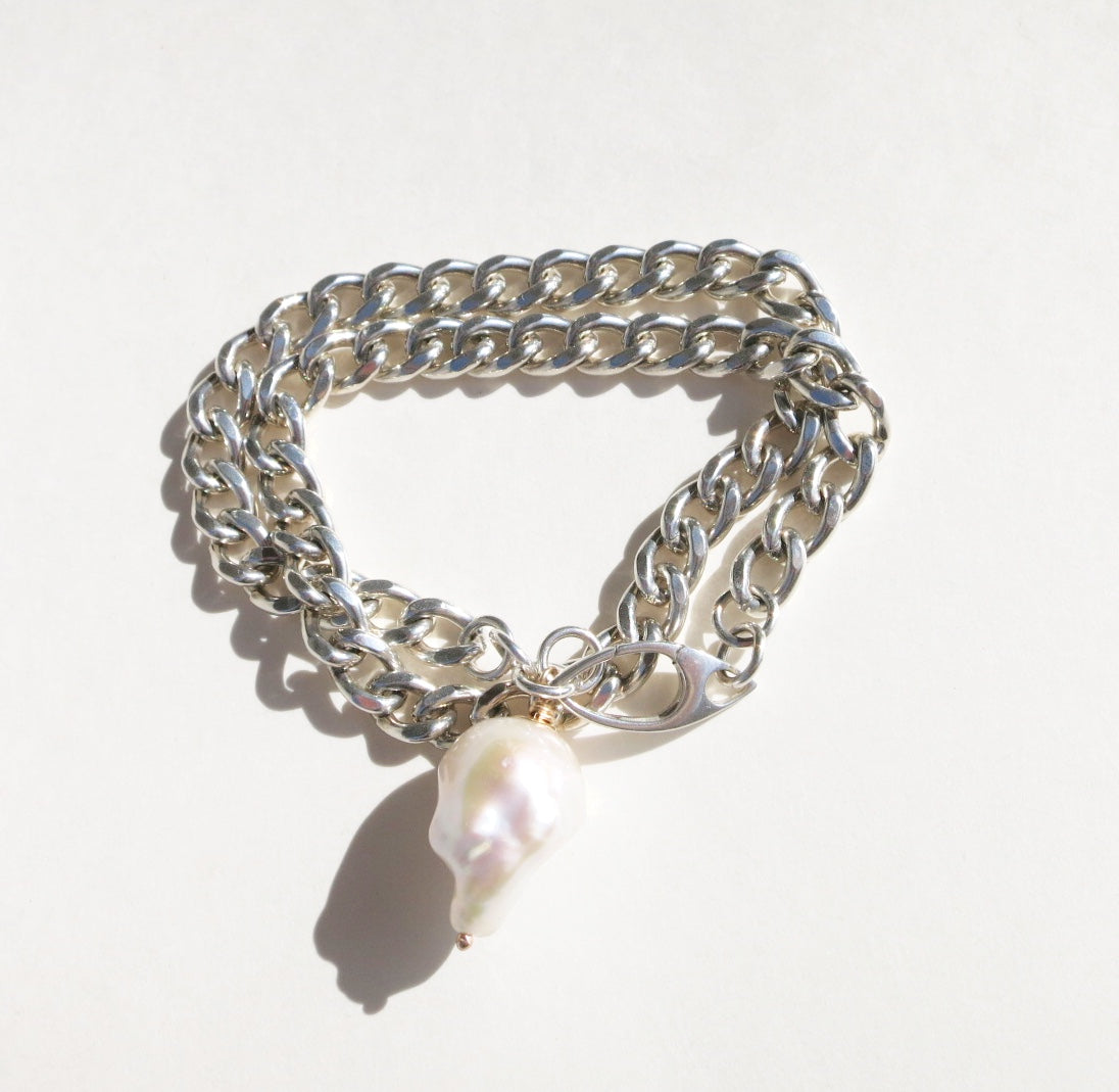 Sterling silver curb chain bracelet with pearl - Sacred Birch